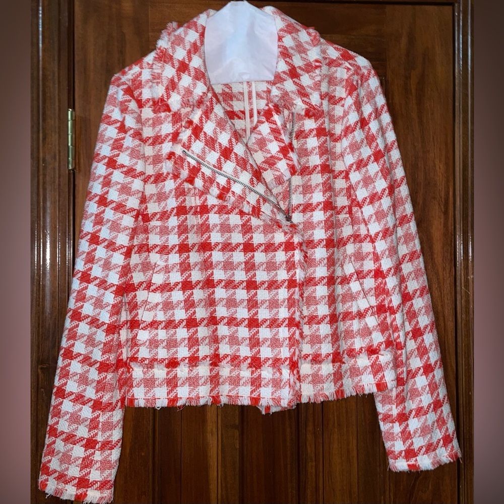 ANN TAYLOR Women’s Jacket. Size Medium. Reddish Orange w/ Cream Color.